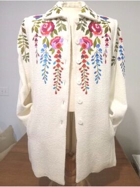 Vintage Linea by Louis Dell Olio cream teddy coat w gorgeous floral embroidery
